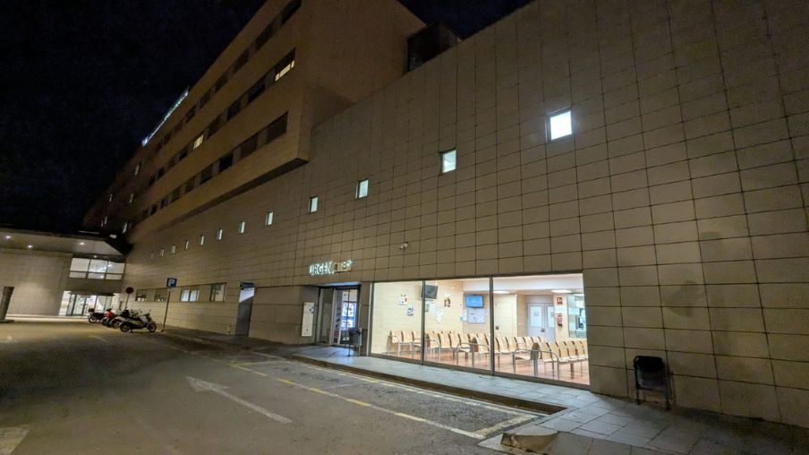 Urgències de l'Hospital Esperit Sant a la nit